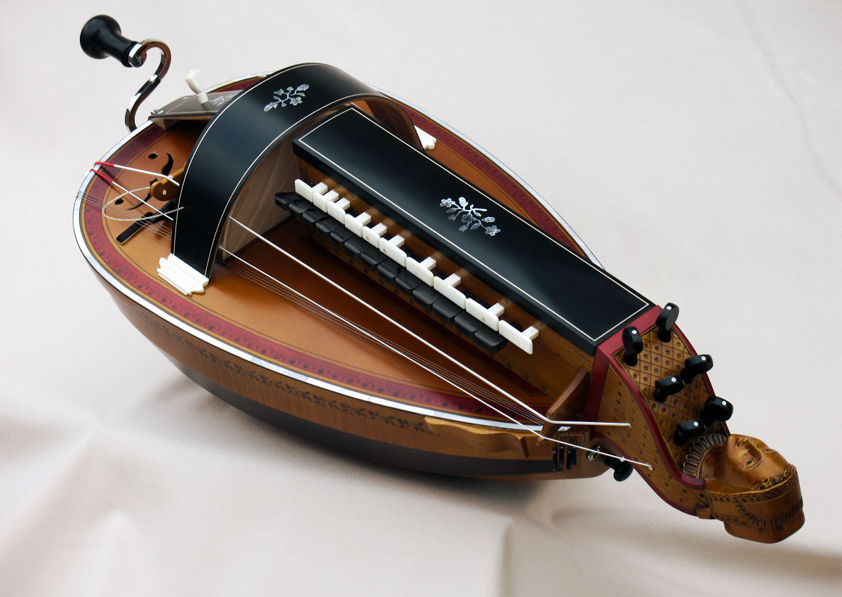 Vielle traditionnelle VT-011